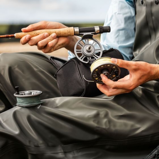 Snowbee - Snowbee Classic 2 Fly Reel 7/8 (Gun Metal Silver) - Upavon Fly Fishing